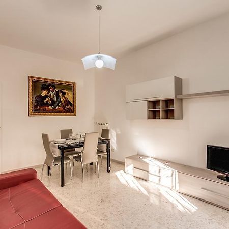 Daisy Guest House Colosseo Ρώμη Δωμάτιο φωτογραφία